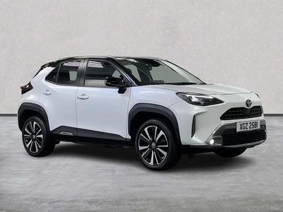 Used Toyota Yaris Hybrid Edition 2022 White/black Hatchback