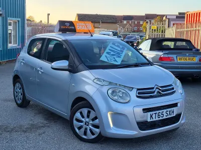 Usado Citroën C1 Feel 82 CV (60 kW) 2016 Gris Utilitario