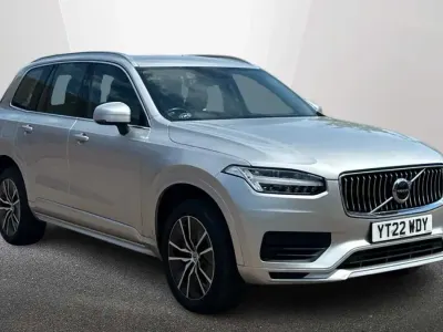 Used Volvo XC90 Momentum 247 HP (181 kW) 2022 SUV
