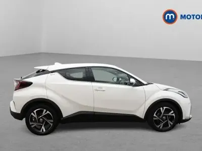Used Toyota C-HR Design 122 HP (89 kW) 2023 White SUV