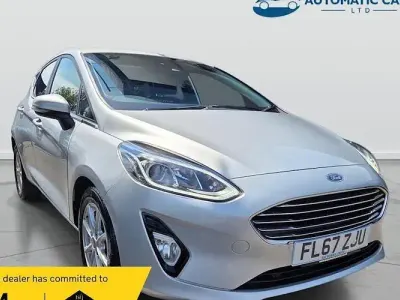 Used Ford Fiesta Zetec 101 HP (74 kW) 2017 Silver Hatchback