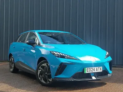 Used MG MG4 EV SE 149 kW (203 HP) 2024 Blue Hatchback