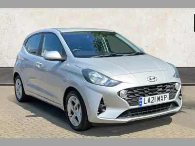 Used Hyundai i10 SE 65 HP (47 kW) 2021 Silver Hatchback