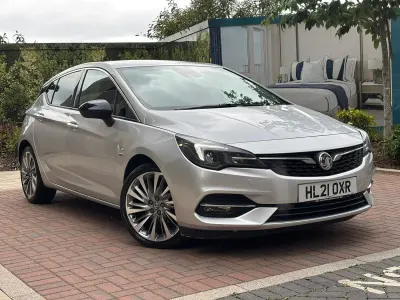 Used Vauxhall Astra Edition 2021 Silver Hatchback