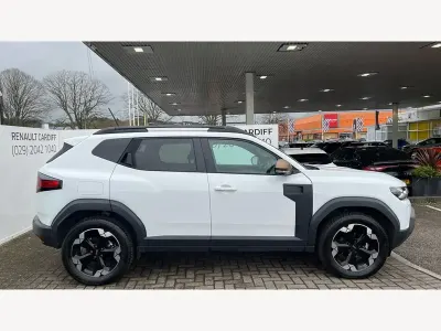 Second-hand Dacia Duster Extreme 130 CP (95 kW) 2025 Alb SUV