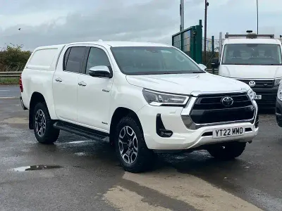 Used Toyota HiLux 201 HP (147 kW) 2022 White Pickup