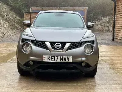 Używany Nissan Juke N-Connecta 110 KM (80 kW) 2017 Szary SUV