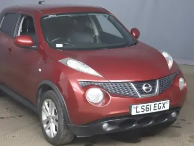 Used Nissan Juke Tekna 2011 Red metallic SUV
