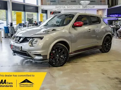 Usado Nissan Juke Nismo RS 214 HP (157 kW) 2016 Prateado SUV