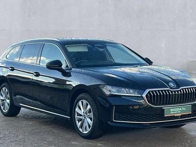 Midnight black metallic Used 2025 Skoda Superb SE Technology | £25,400 (Fair price)