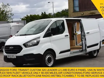Used Ford Transit Custom 130 HP (95 kW) 2022 White Van