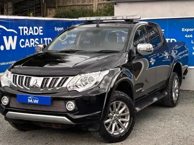 Used Mitsubishi L200 181 HP (133 kW) 2016 Black Pickup