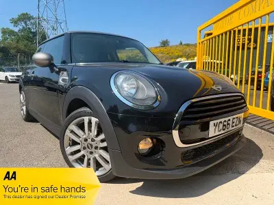 Used Mini Cooper Seven 2016 Black Hatchback