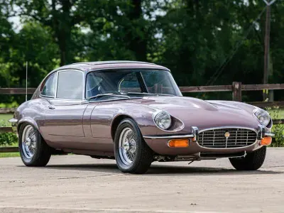 Used Jaguar E-Type S 1973 Mauve/purple
