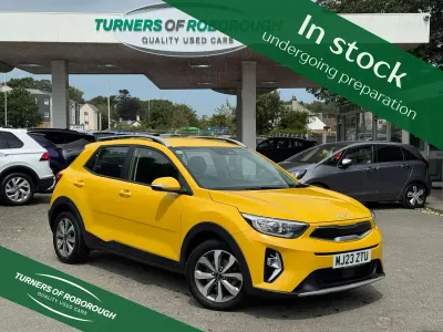 Used Kia Stonic 2023 Yellow SUV