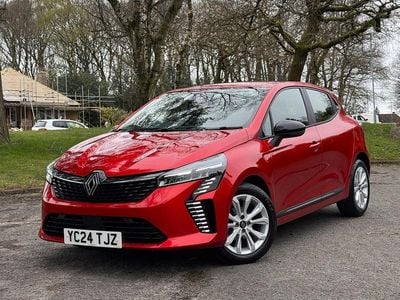 Used Renault Clio V Evolution 2024 Red Hatchback