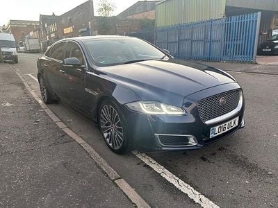 Used Jaguar XJ 300 HP (220 kW) 2016 Blue Sedan