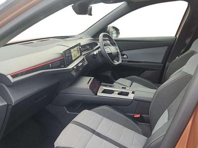 Used Vauxhall Grandland X Ultimate 136 HP (100 kW) 2024 Brown SUV