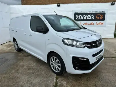 Gebraucht Vauxhall Vivaro 100 PS (73 kW) 2023 Weiß Van / Kleinbus