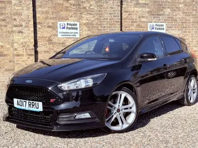 Używany Ford Focus ST 250 KM (183 kW) 2017 Czarny Hatchback