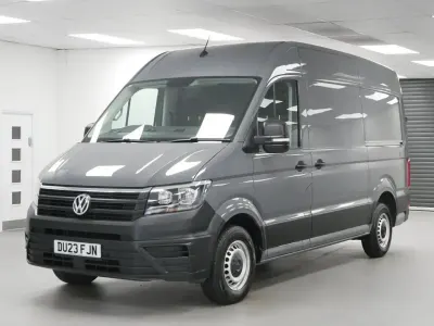 Usado VW Crafter Startline 102 HP (75 kW) 2023 Cinzento Van