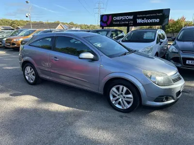 Used Vauxhall Astra Sport 89 HP (65 kW) 2009 Silver Hatchback