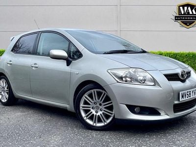 Used Toyota Auris SR 124 HP (91 kW) 2008 Silver Hatchback