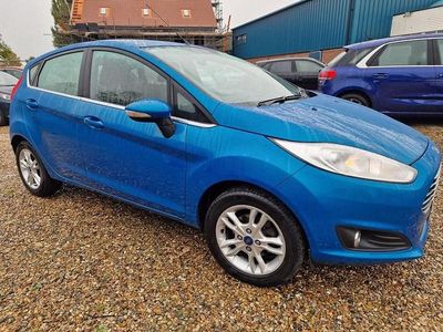 Blue Used 2014 Ford Fiesta Zetec Hatchback | £4,495 (Fair price)