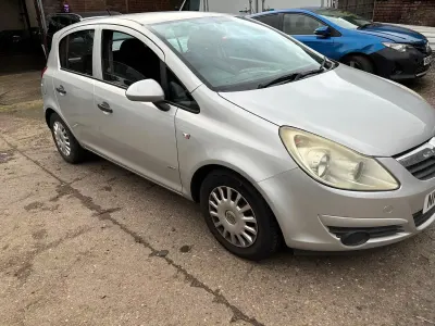 Used Vauxhall Corsa 79 HP (58 kW) 2008 Silver Hatchback