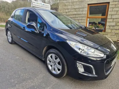 Używany Peugeot 308 Active 2011 Czarny Hatchback