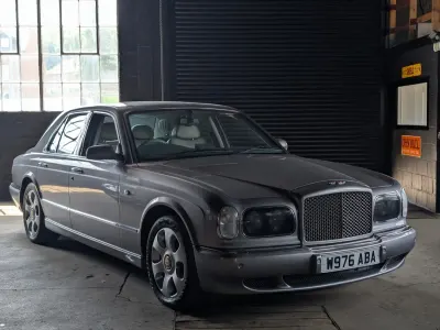 Used Bentley Arnage 405 HP (297 kW) 2000 Silver Sedan