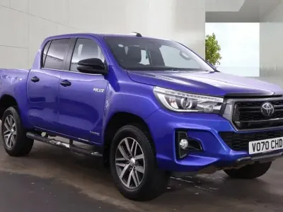 Used Toyota HiLux 150 HP (110 kW) 2020 Blue Pickup