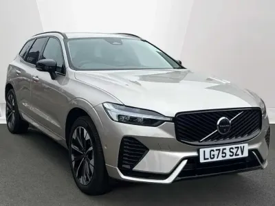 Used Volvo XC60 Plus 250 HP (183 kW) 2025 Blue SUV