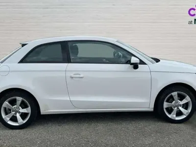 Used Audi A1 Sport 95 HP (69 kW) 2017 White Hatchback