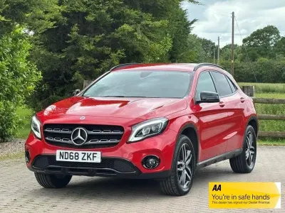 Used Mercedes GLA180 Urban 122 HP (89 kW) 2018 Red SUV