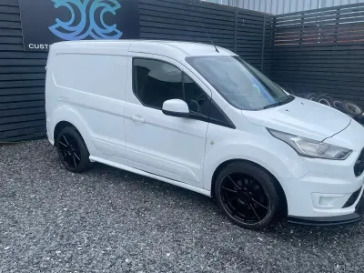 Usado Ford Transit Connect Trend 100 CV (73 kW) 2019 Blanco Monovolumen