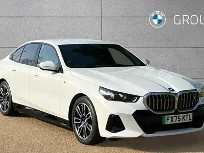 Begagnad BMW i5 M Sport 246 kW (335 HK) 2025 Vit