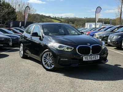 Used BMW 118 Comfort Edition 2020 Black Hatchback