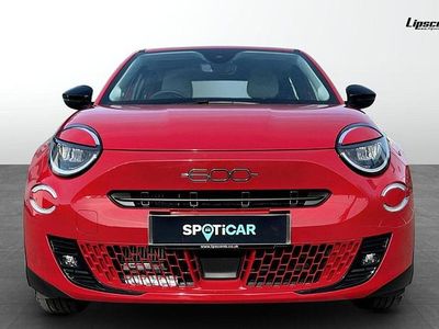 Used Fiat 600 S 99 HP (72 kW) 2025 Red SUV