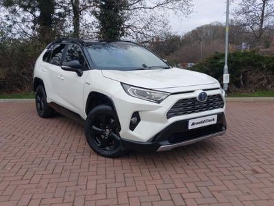 White Used 2019 Toyota RAV4 Hybrid SUV | £21,998 (Fair price)