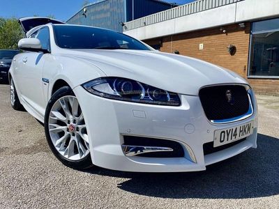 Usado Jaguar XF Sportbrake R-Sport 200 HP (147 kW) 2014 Branco Carrinha