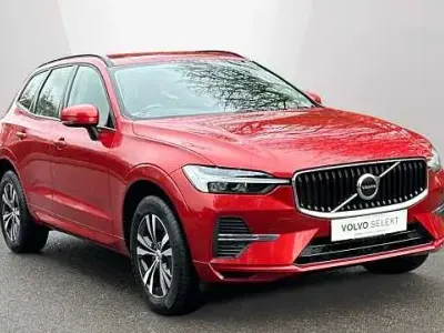 Usado Volvo XC60 Core 250 HP (183 kW) 2023 Vermelho SUV
