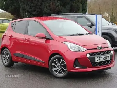 Używany Hyundai i10 Premium 87 KM (63 kW) 2019 Czerwony Hatchback