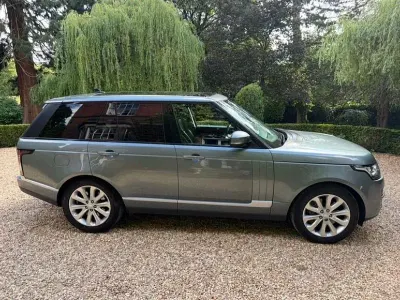 Used Land Rover Range Rover Vogue SE 339 HP (249 kW) 2015 Grey SUV