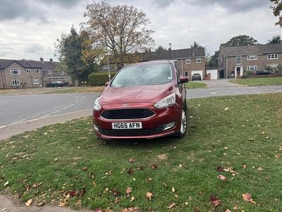 Used Ford Grand C-Max Titanium 120 HP (88 kW) 2015 Red MPV