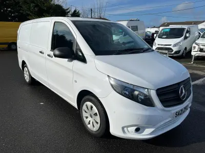 Begagnad Mercedes Vito Progressive 2021 Vit Van