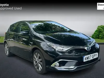Used Toyota Auris Hybrid