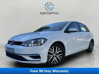 Used VW Golf VII SE 130 HP (95 kW) 2018 White Hatchback