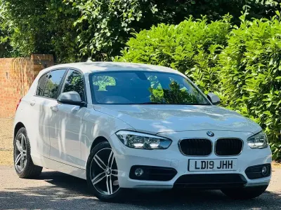 Used BMW 118 Sport Line 136 HP (100 kW) 2019 White Hatchback