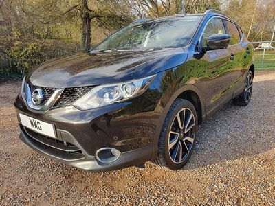 Black Used 2017 Nissan Qashqai Tekna SUV | £8,495 (Fair price)